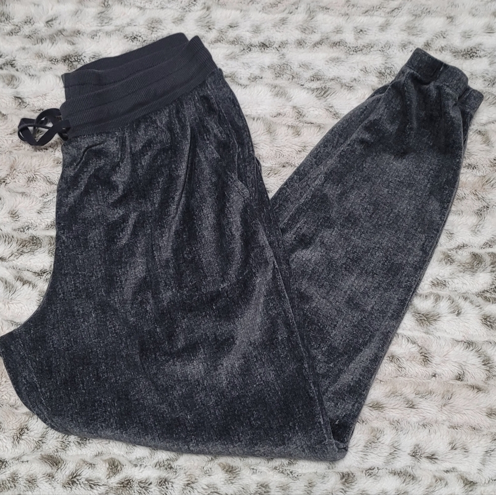 Woman's Velvet Velour Dark Gray Jogger Pants With Pockets